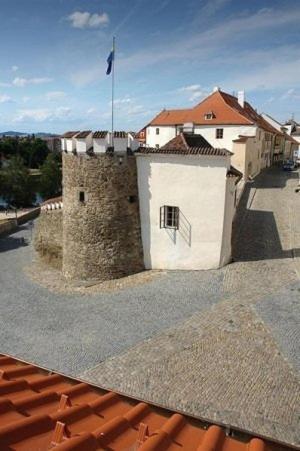 Hotel U Zlateho Byka Писек Экстерьер фото