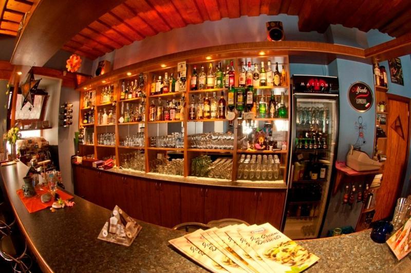 Hotel U Zlateho Byka Писек Экстерьер фото