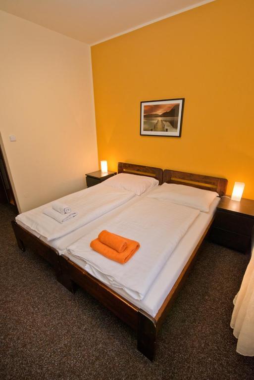 Hotel U Zlateho Byka Писек Номер фото